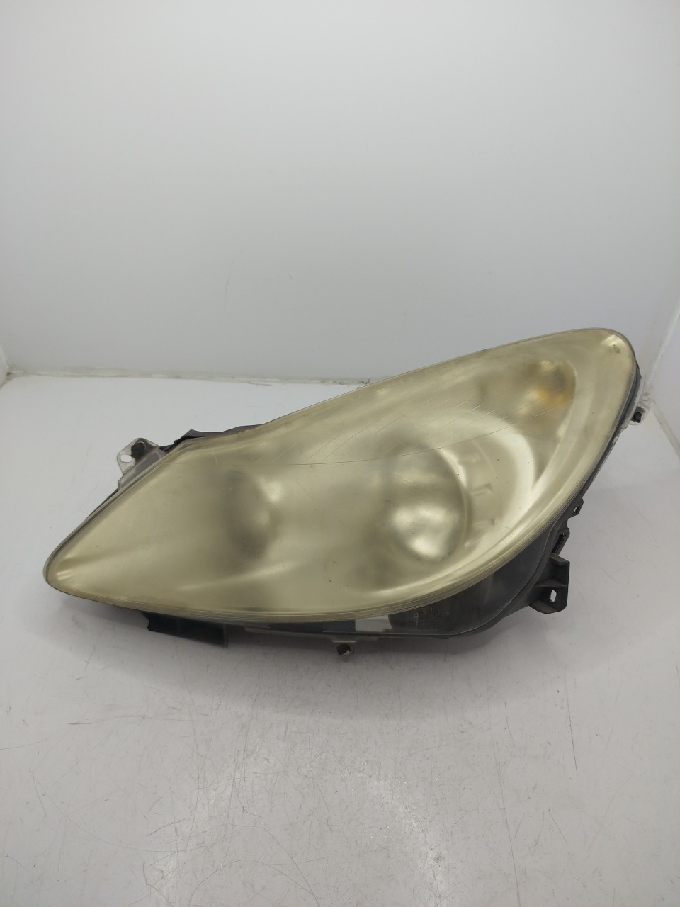 Farol/ Otica Dianteiro ESQ OPEL CORSA D  de 2006 a 2014