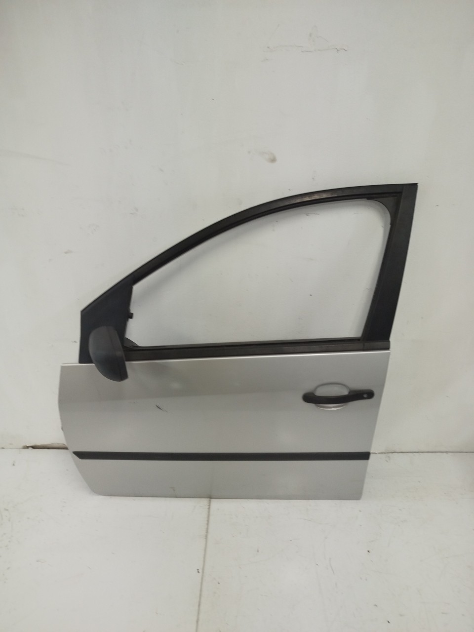 Porta Frente Esq FORD FIESTA V  de 2001 a 2014