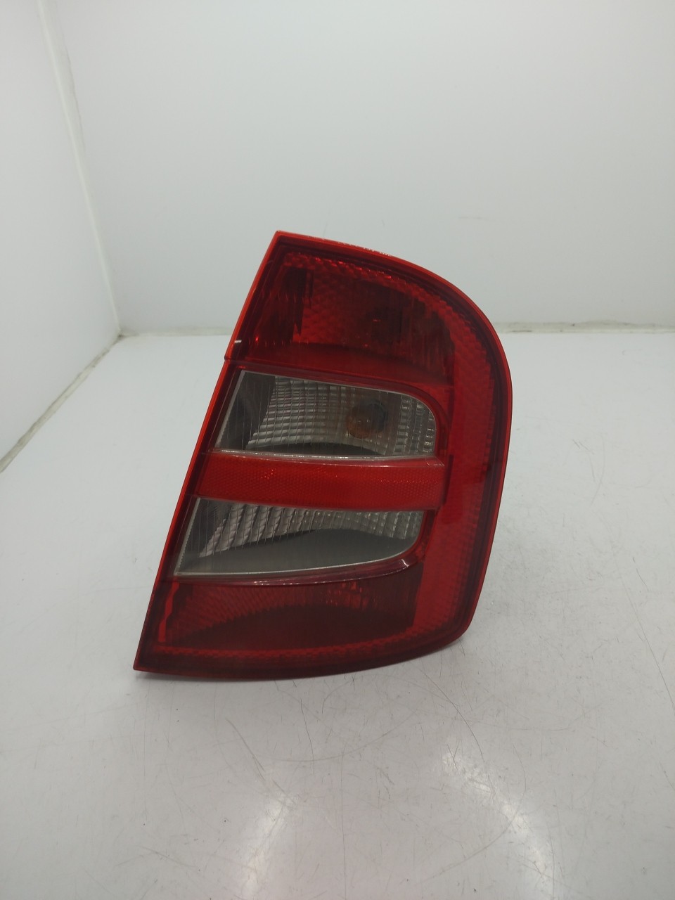 Farolim Stop Dto SKODA Fabia I Hatchback  de  a 