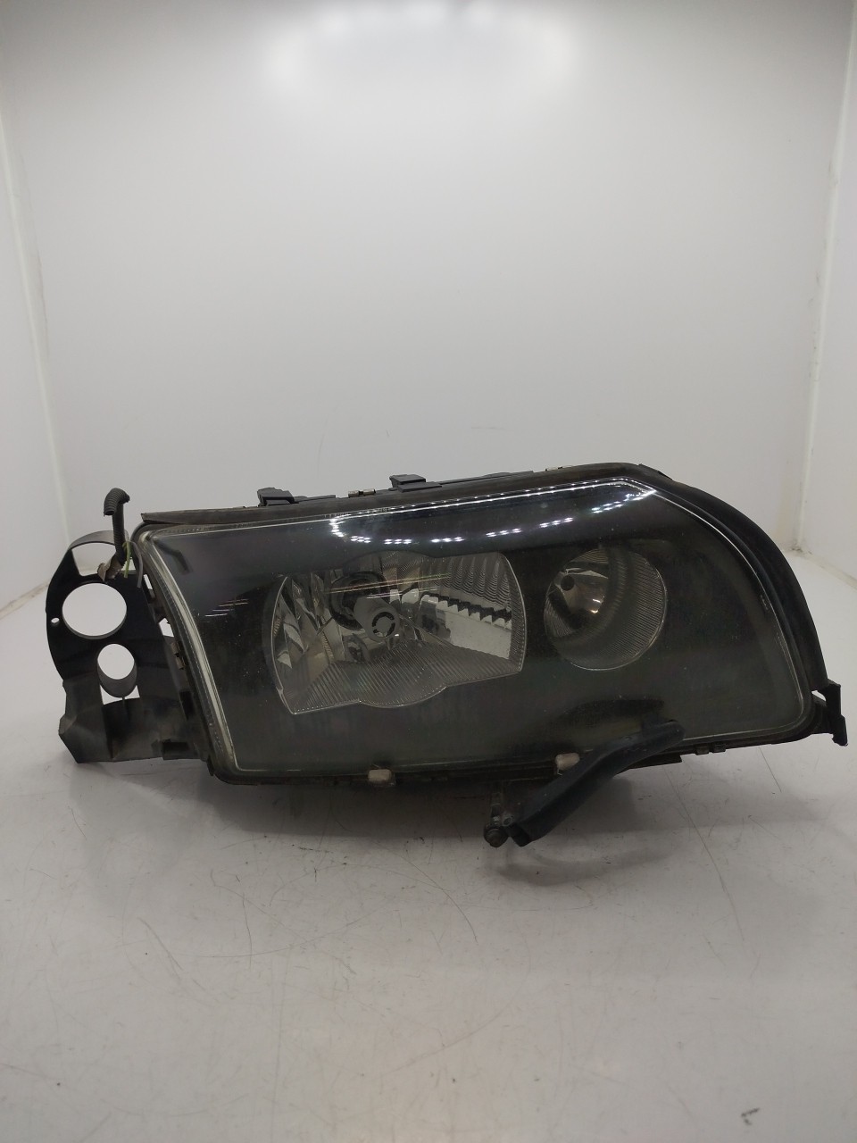 Farol/ Otica Dianteiro DTO VOLVO S80 I  de 1998 a 2008