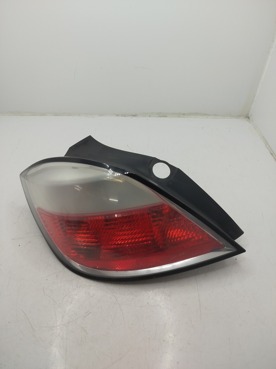 Farolim Stop Esq OPEL Astra H Hatchback  de  a 