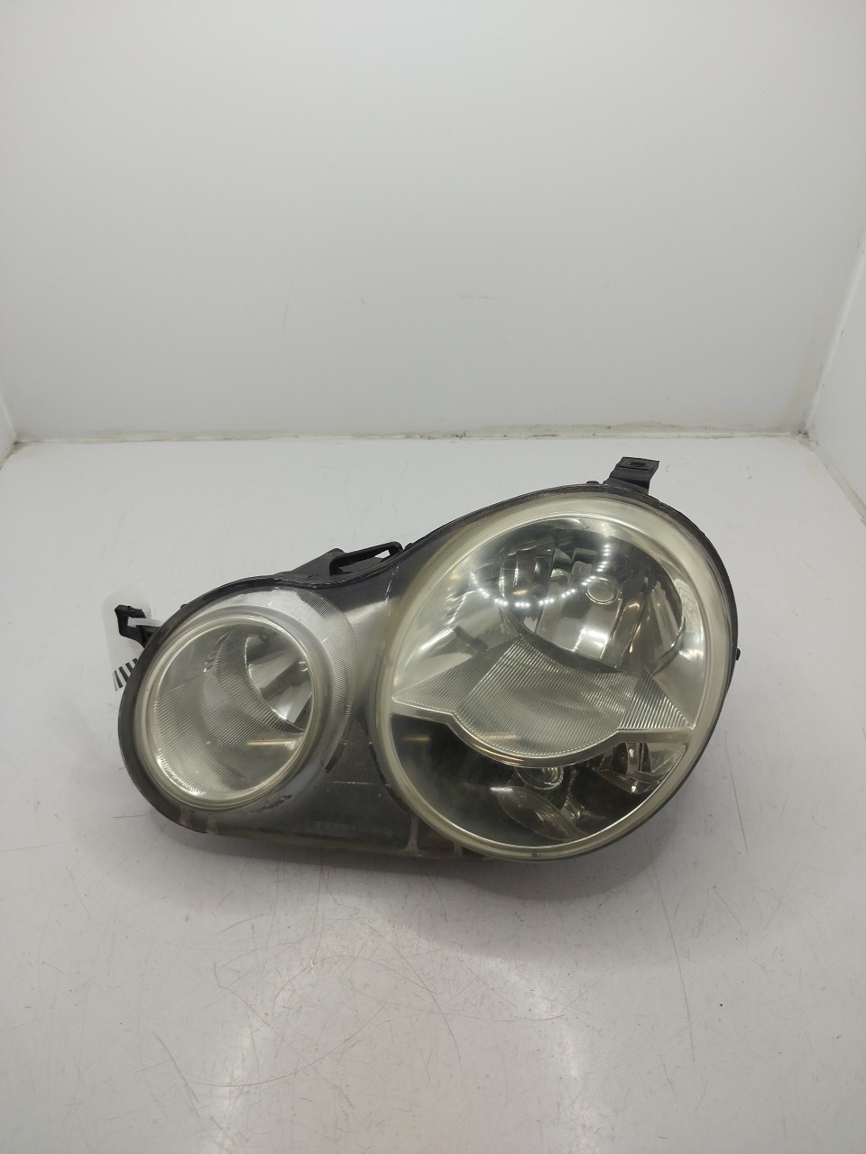 Farol/ Otica Dianteiro ESQ VOLKSWAGEN POLO  de 2001 a 2014