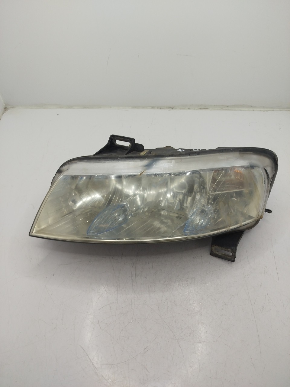 Farol/ Otica Dianteiro ESQ FIAT STILO Multi Wagon  de 2003 a 2008
