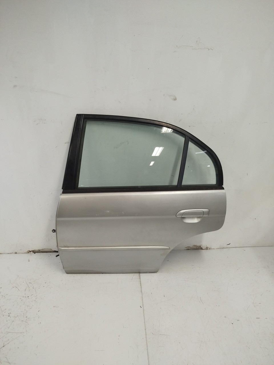 Porta Tras ESQ HONDA Civic VII Sedan  de  a 