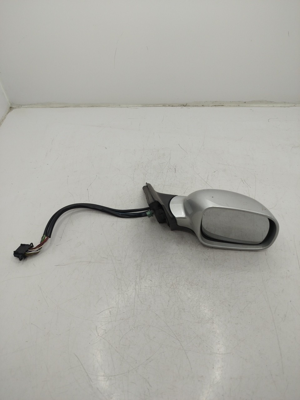 Espelho Retrovisor Dto VOLKSWAGEN PASSAT Variant  de 2000 a 2005