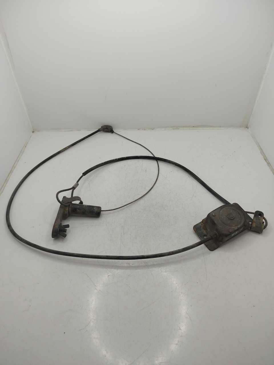 Suporte do Pneu Suplente FORD TRANSIT Caixa  de 2000 a 2006