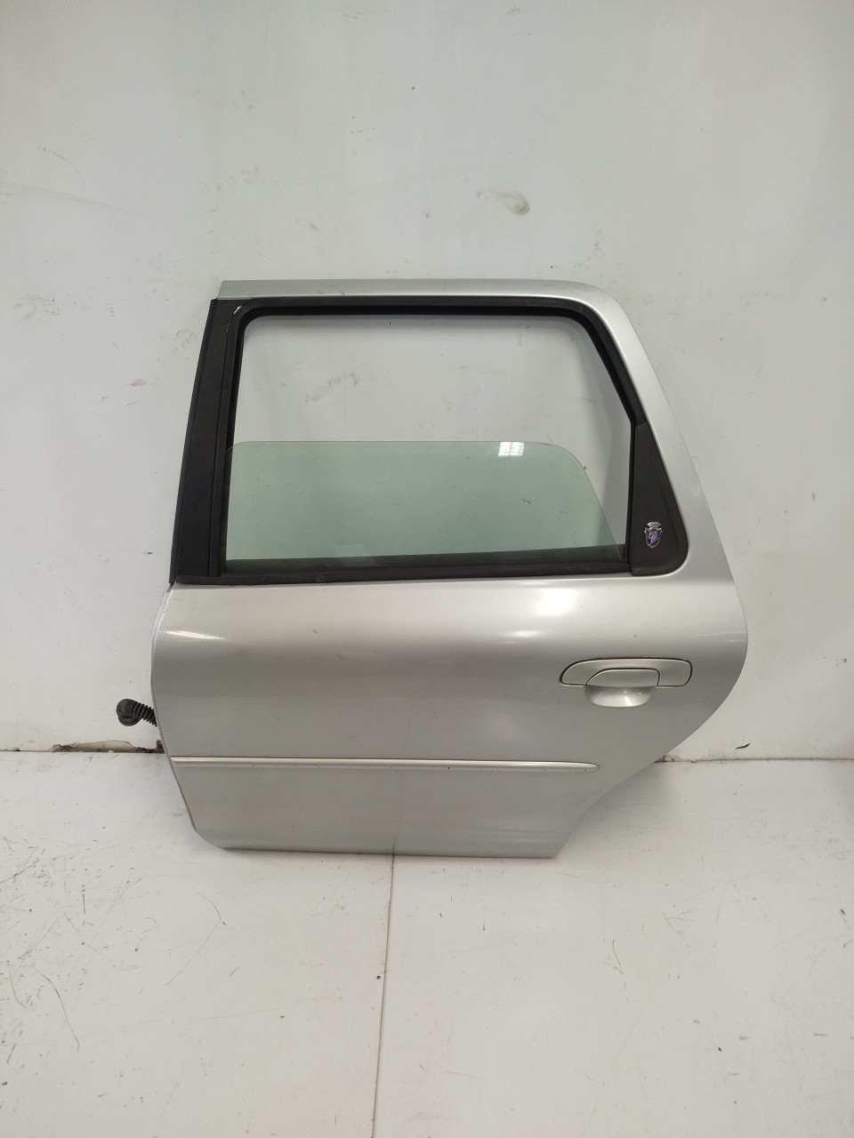 Porta Tras ESQ FORD Mondeo II Carrinha  de  a 