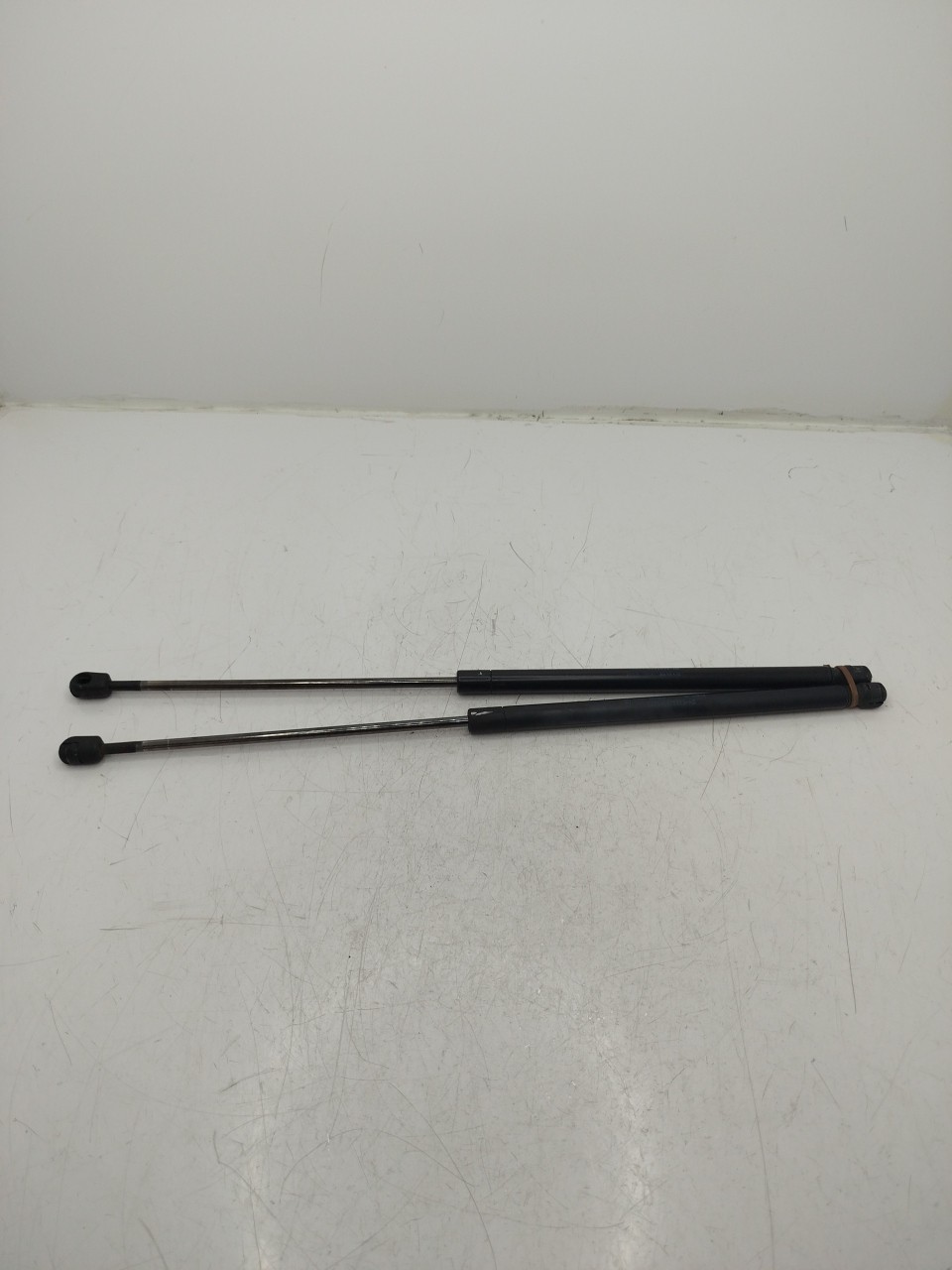 Amortecedor porta da mala FORD Focus II Carrinha  de  a 