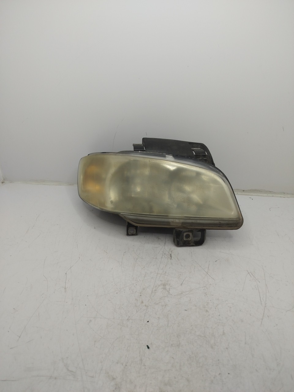 Farol/ Otica Dianteiro DTO SEAT IBIZA II  de 1993 a 2002