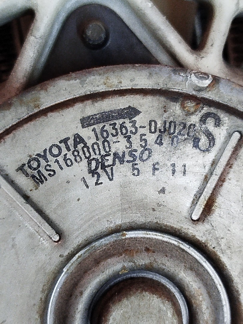 Radiador da água TOYOTA YARIS  de 1999 a 2005