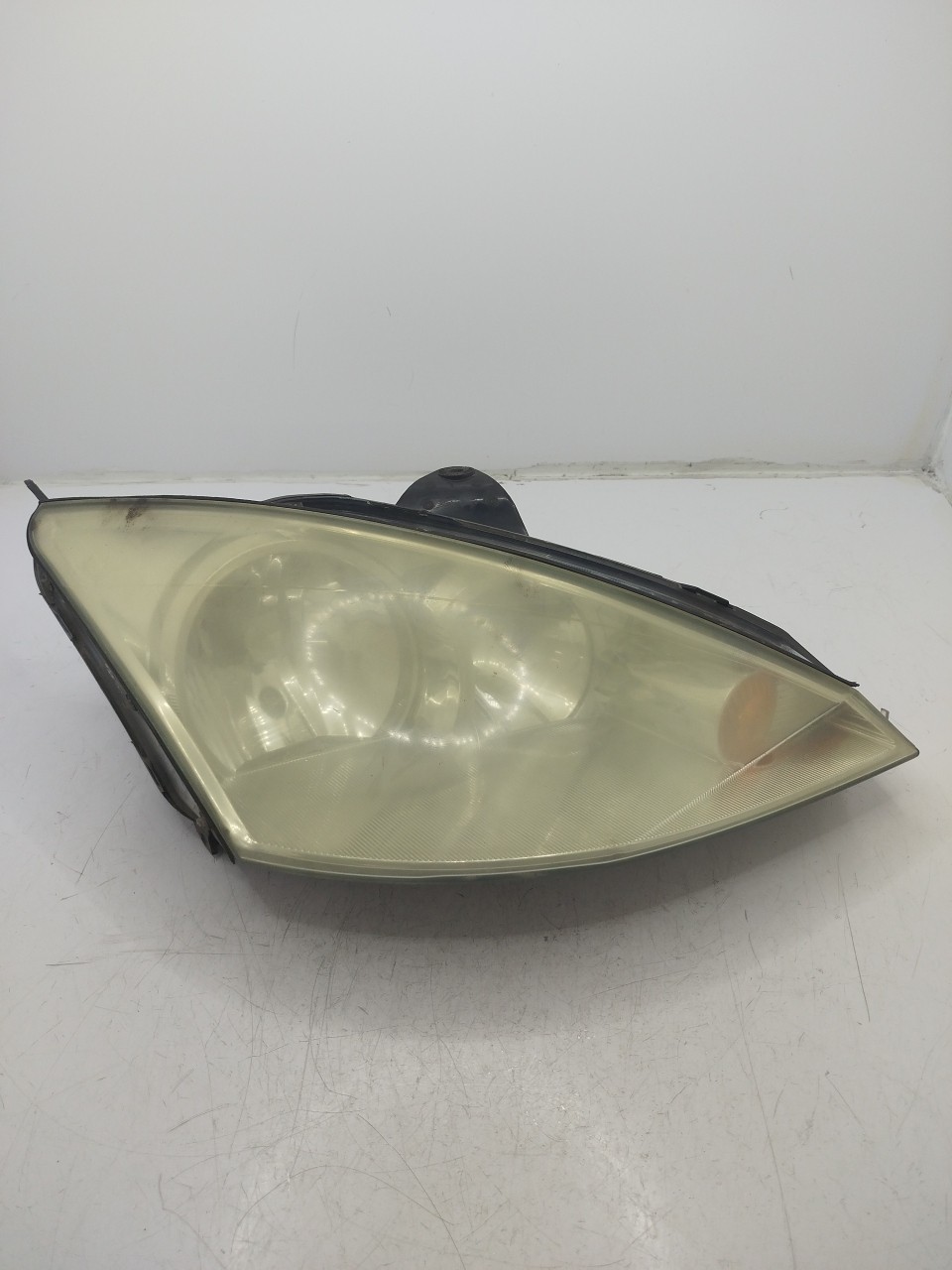 Farol/ Otica Dianteiro DTO FORD Focus I Carrinha  de  a 