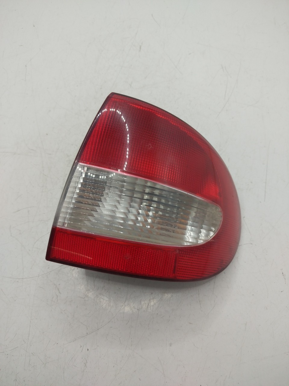 Farolim Stop Dto RENAULT MEGANE I Classic  de 1996 a 2008