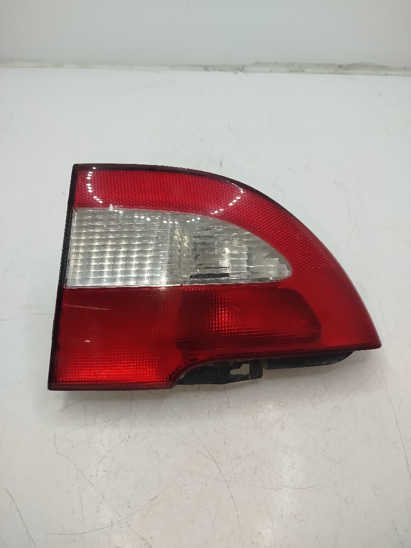 Farolim da Mala DTO RENAULT MEGANE I Classic  de 1996 a 2008