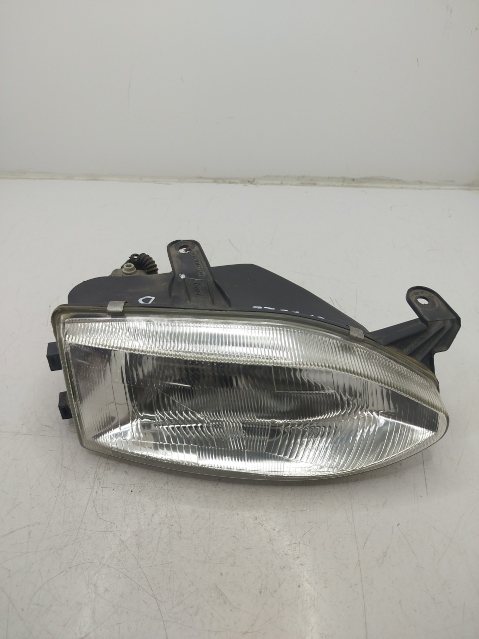 Farol/ Otica Dianteiro DTO FIAT PALIO Weekend  de 1996 a 0