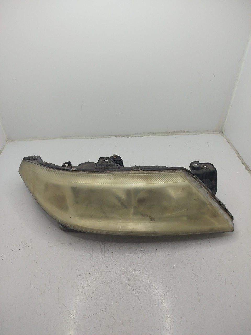 Farol/ Otica Dianteiro DTO RENAULT LAGUNA II  de 2001 a 2007