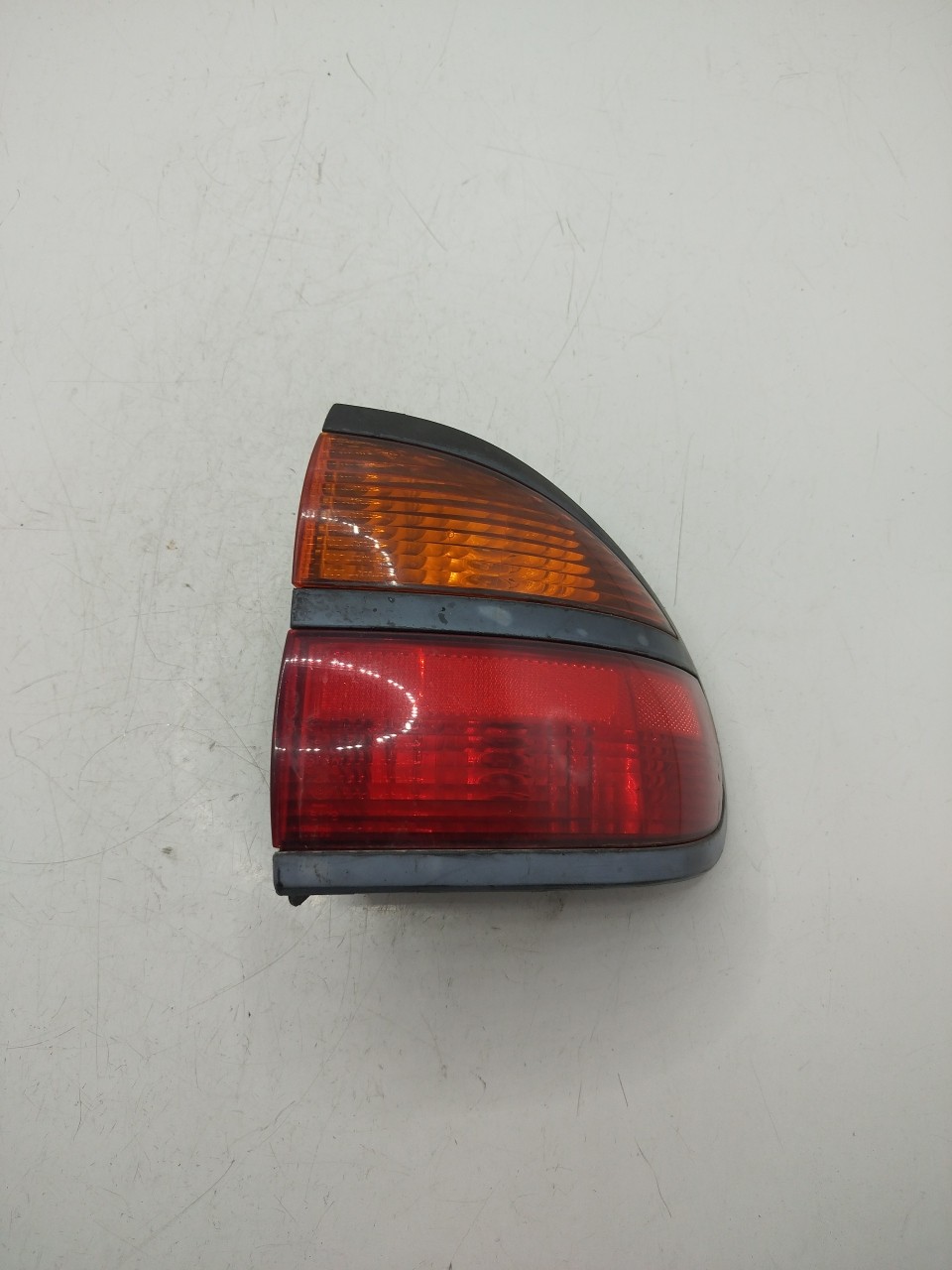 Farolim Stop Dto RENAULT LAGUNA I  de 1993 a 2002