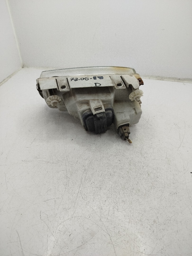 Farol/ Otica Dianteiro DTO VOLKSWAGEN Polo (6N) Imagem-2