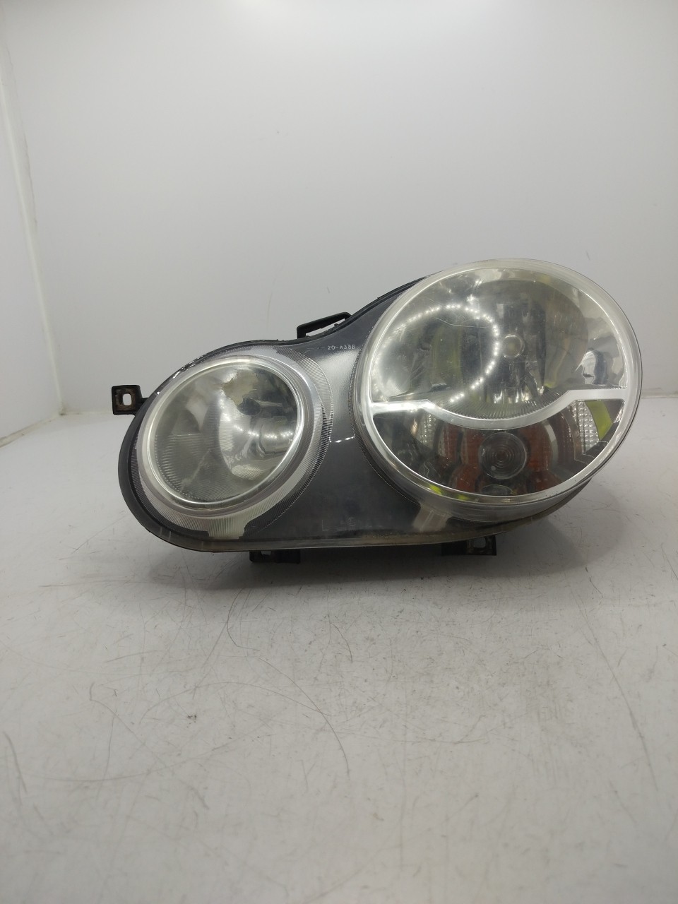 Farol/ Otica Dianteiro ESQ VOLKSWAGEN POLO  de 2001 a 2014