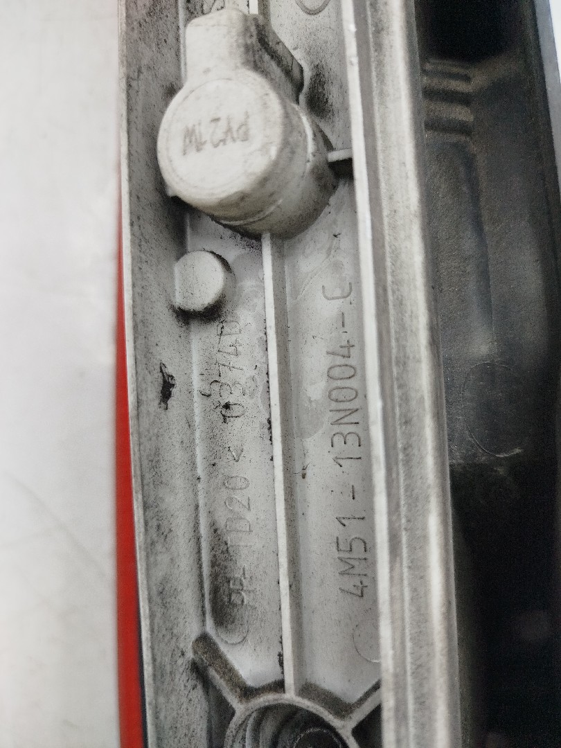 Farolim Stop Dto FORD Focus II Carrinha  de  a 
