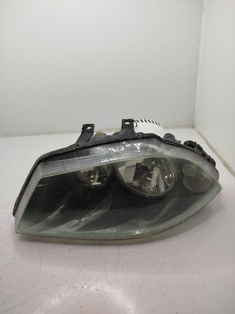 Farol/ Otica Dianteiro ESQ SEAT IBIZA III  de 2002 a 2009