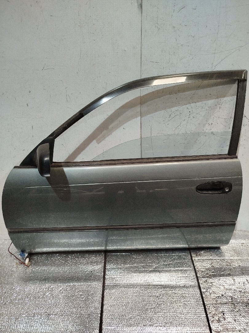 porta frente esq toyota corolla compact  de 1992 a 1999