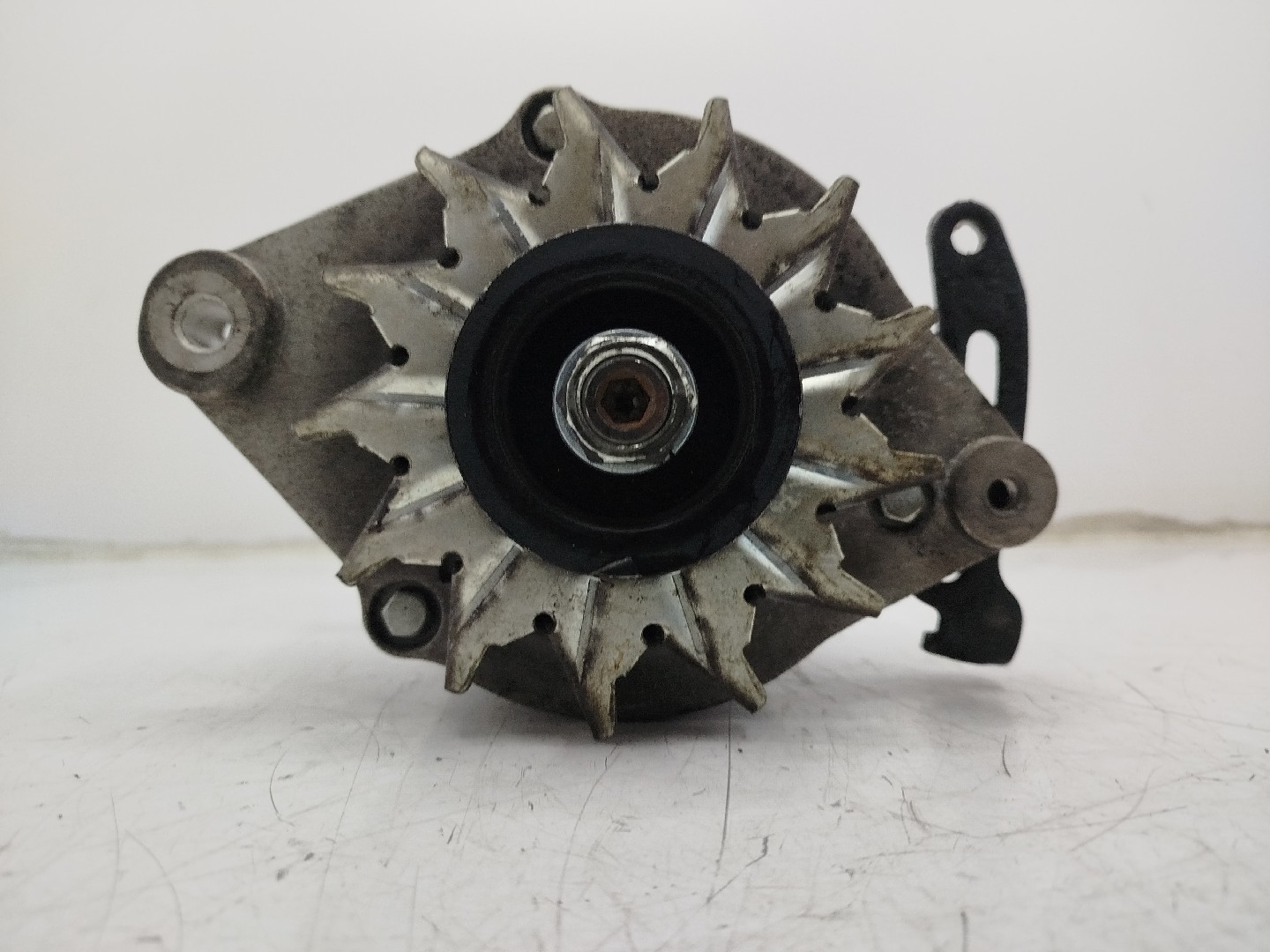 alternador nissan primera hatchback  de 1990 a 1996