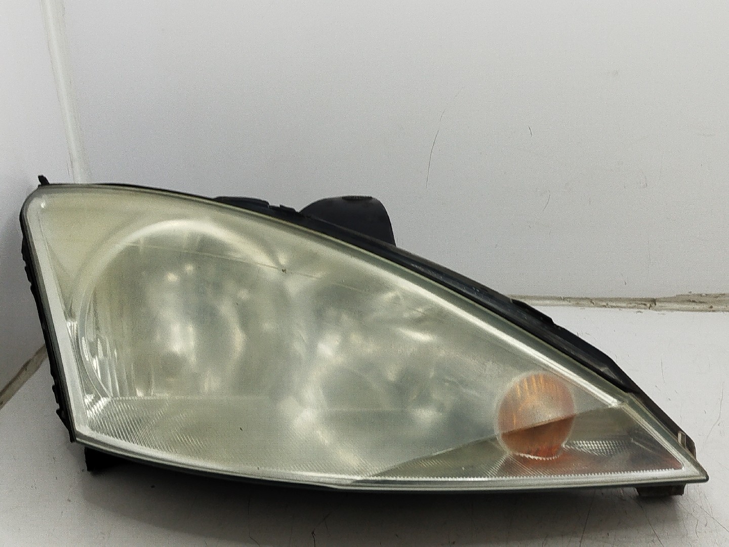 Farol/ Otica Dianteiro DTO FORD Focus I Carrinha  de  a 