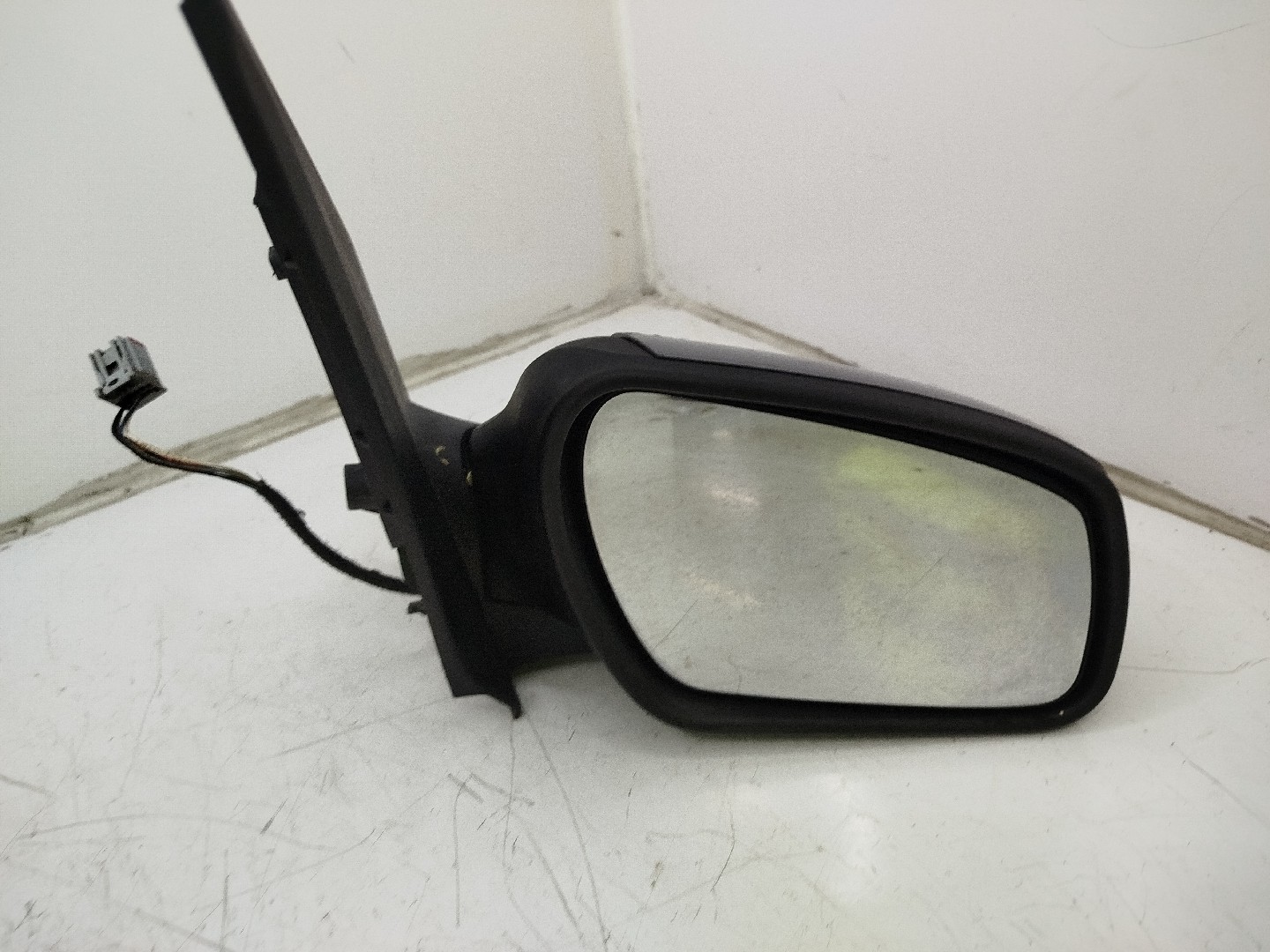 Espelho Retrovisor Dto FORD FIESTA V  de 2001 a 2014