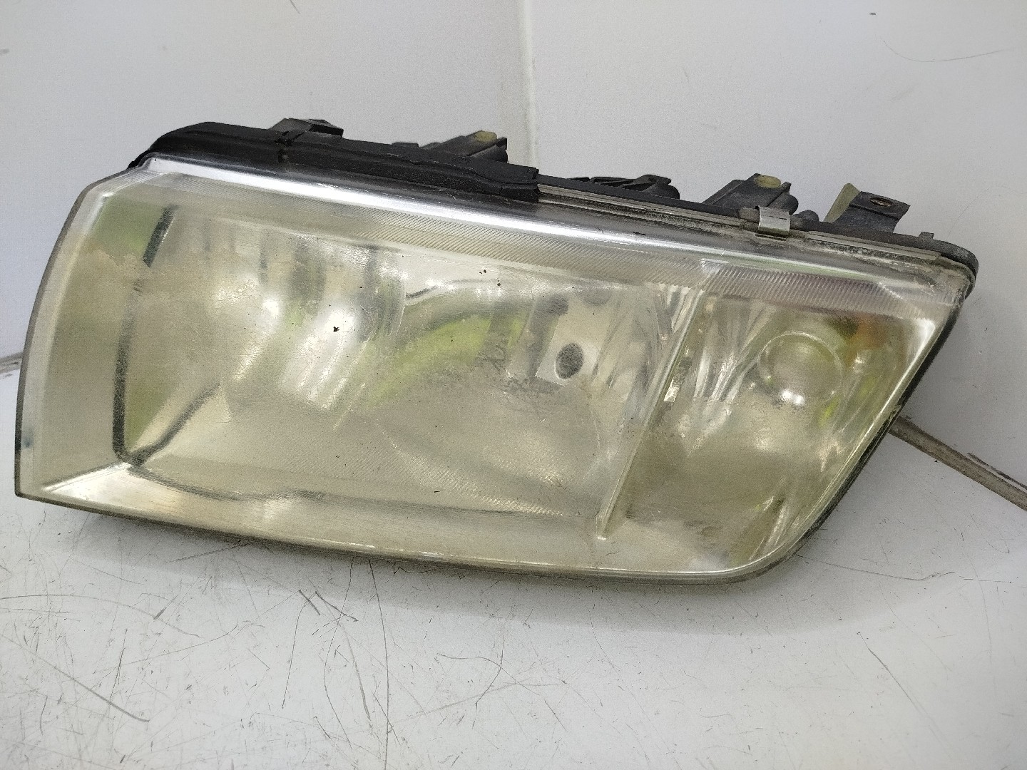 Farol/ Otica Dianteiro ESQ SKODA Fabia I Break  de  a 