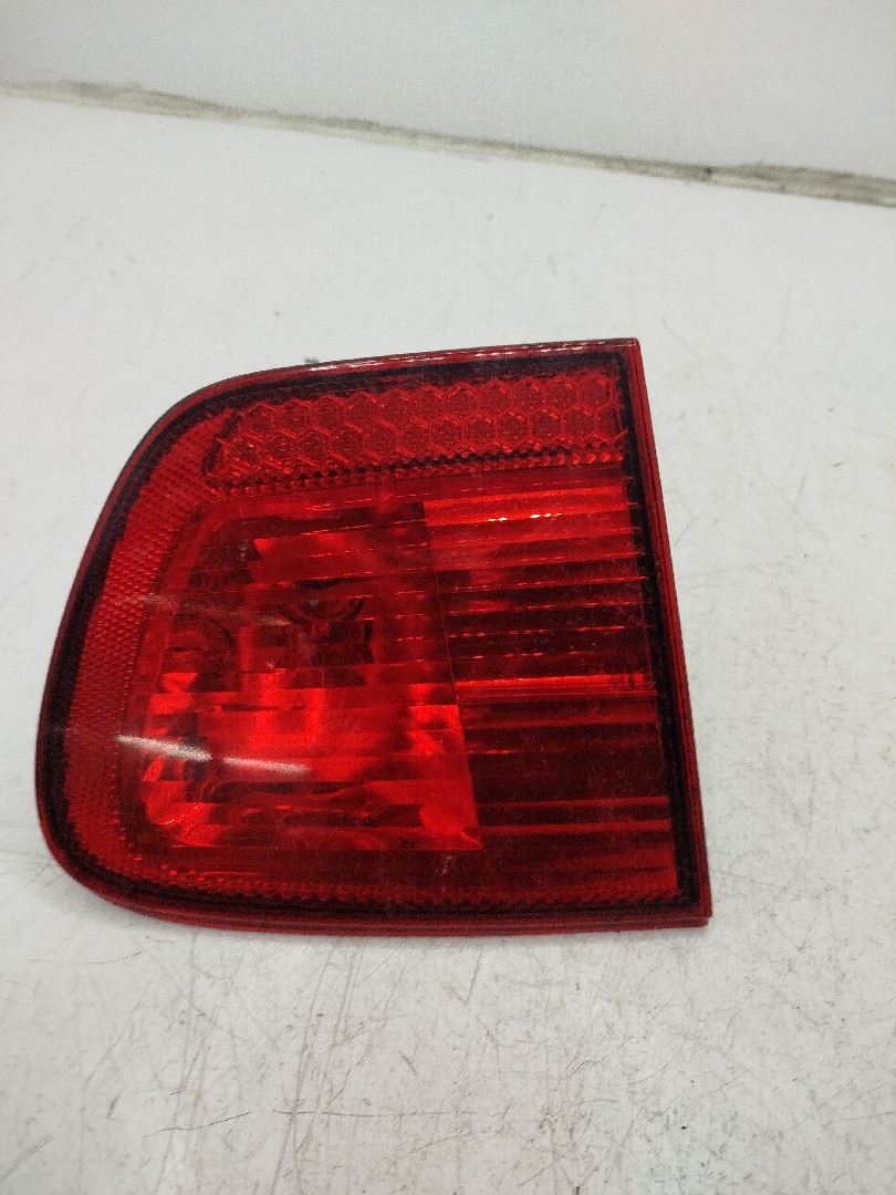 Farolim da Mala ESQ SEAT IBIZA II  de 1993 a 2002