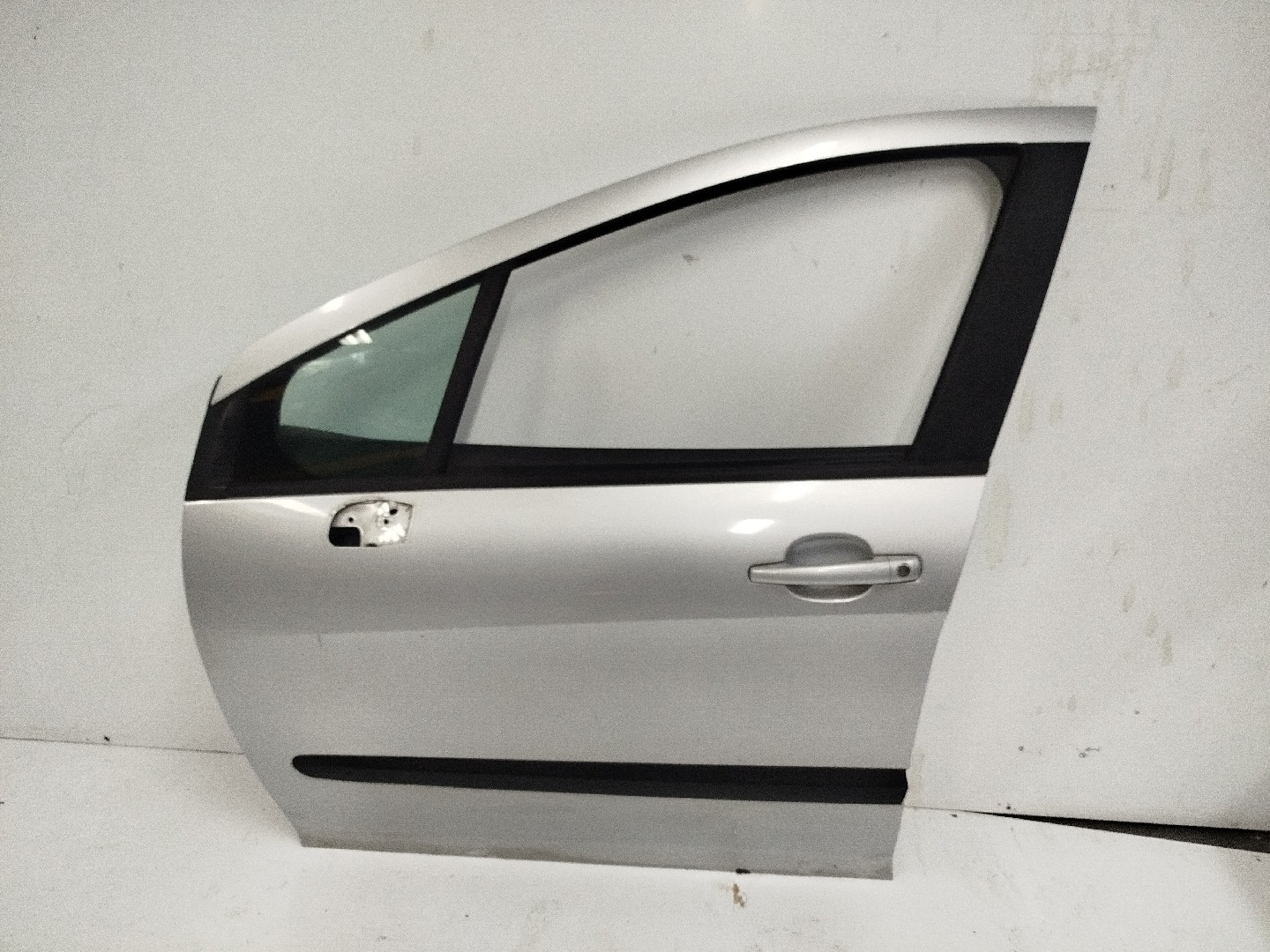 porta frente esq peugeot 308  de  a