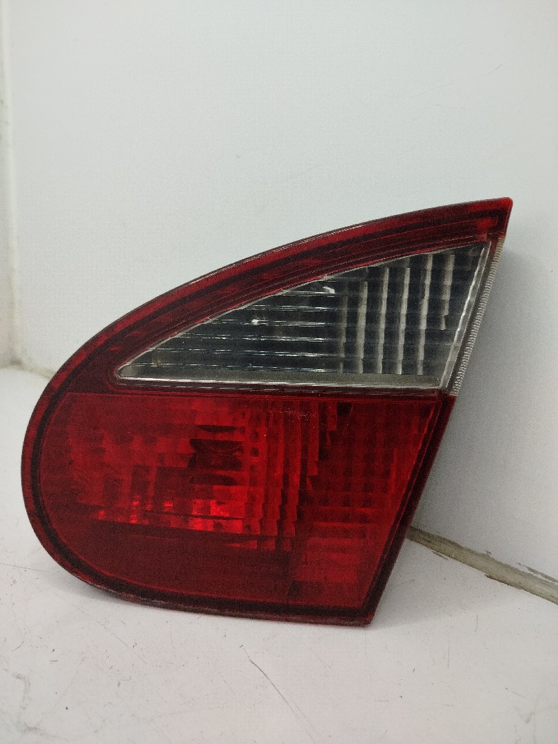 Farolim da Mala DTO DAEWOO LANOS  de 1997 a 0
