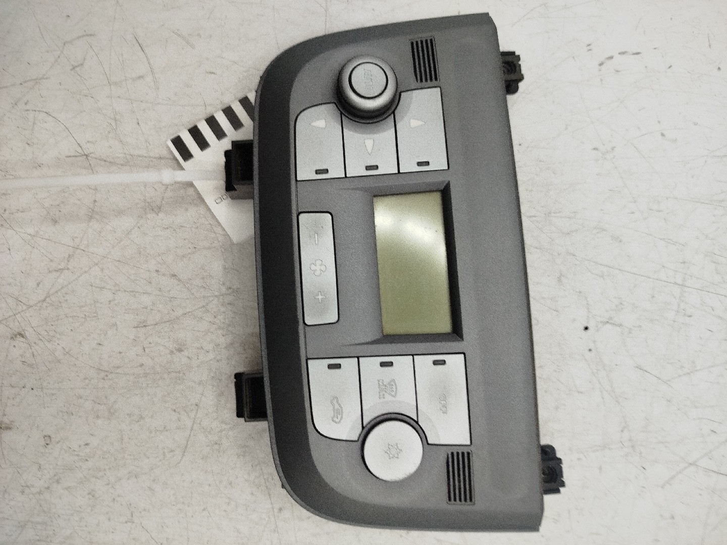 Display do Ar Condicionado FIAT LINEA  de 2006 a 0