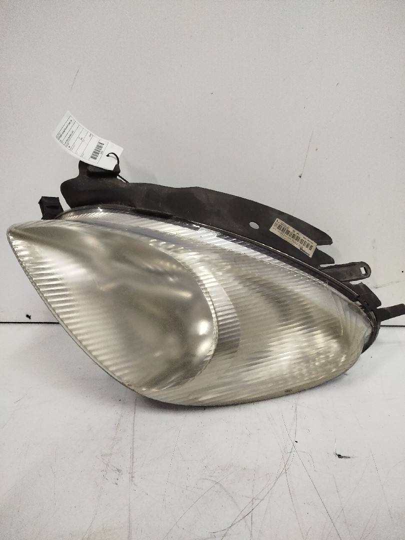 Farol/ Otica Dianteiro ESQ CITROEN XSARA PICASSO  de 1999 a 2012