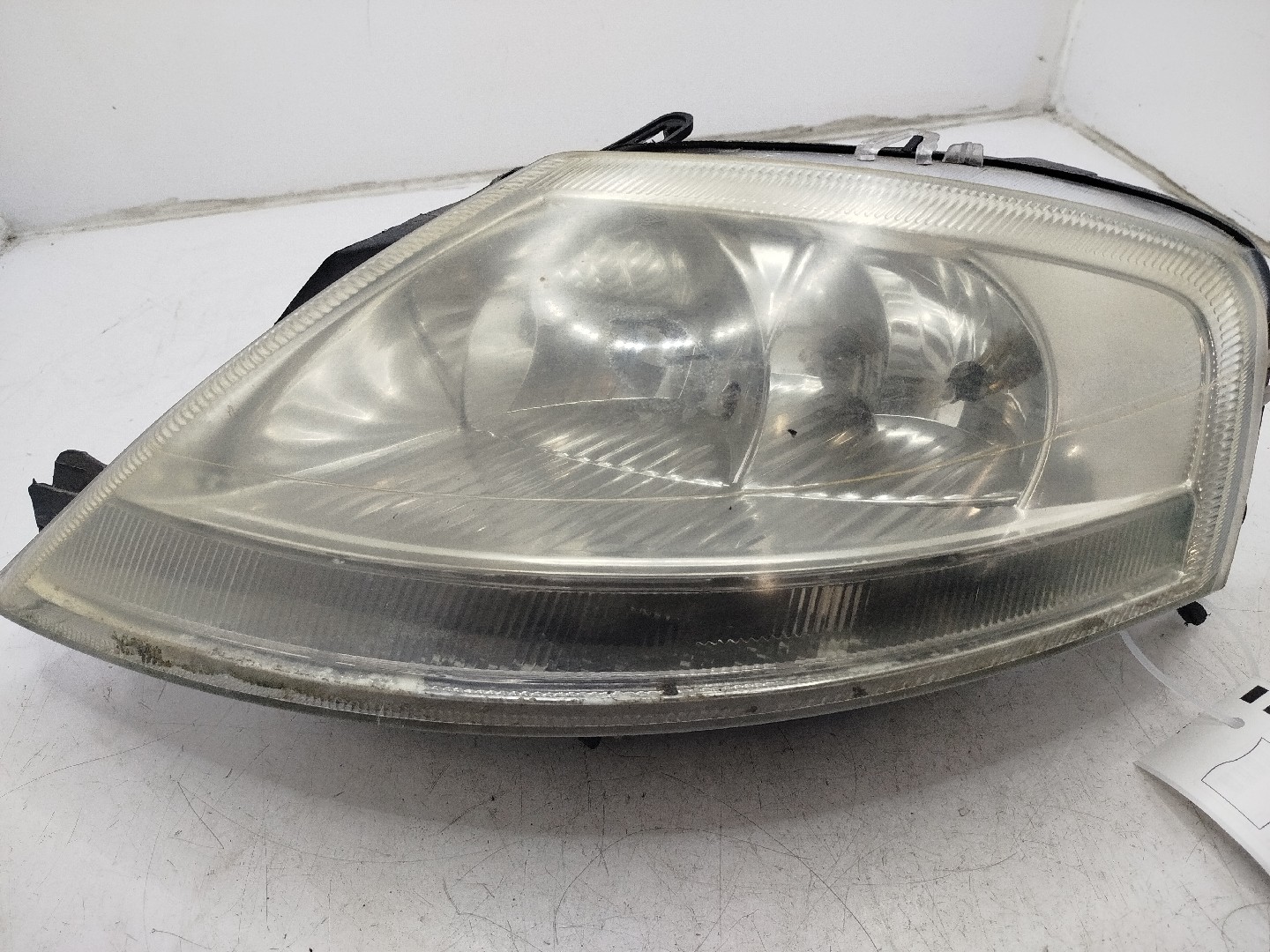 Farol/ Otica Dianteiro ESQ CITROEN C3 I  de  a 