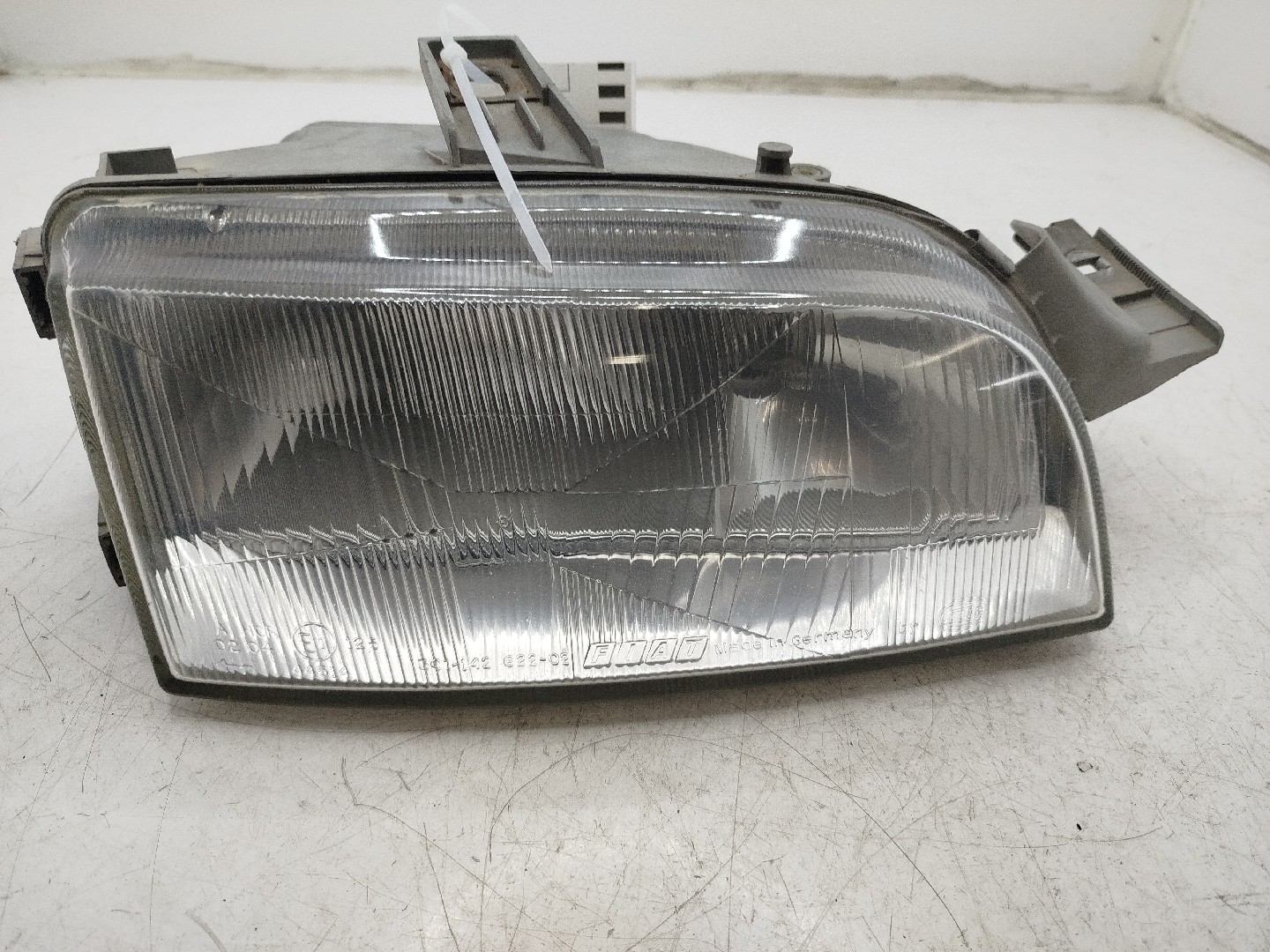 Farol/ Otica Dianteiro DTO FIAT - ID S_23433