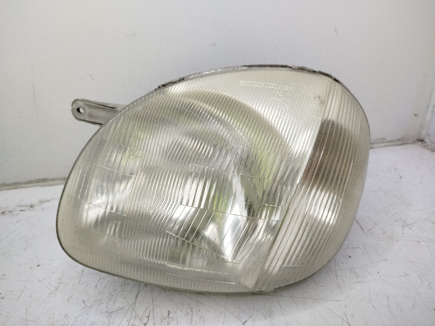 Farol/ Otica Dianteiro ESQ HYUNDAI - ID S_23516