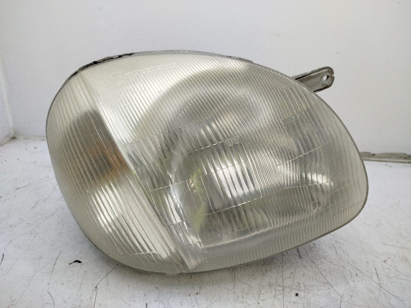 Farol/ Otica Dianteiro DTO HYUNDAI - ID S_23515