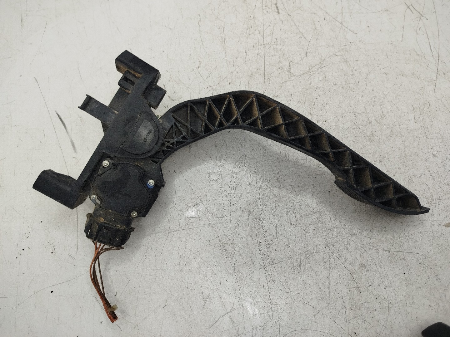 PEDAL ACELERADOR  IVECO Daily III | 06 Imagem-1