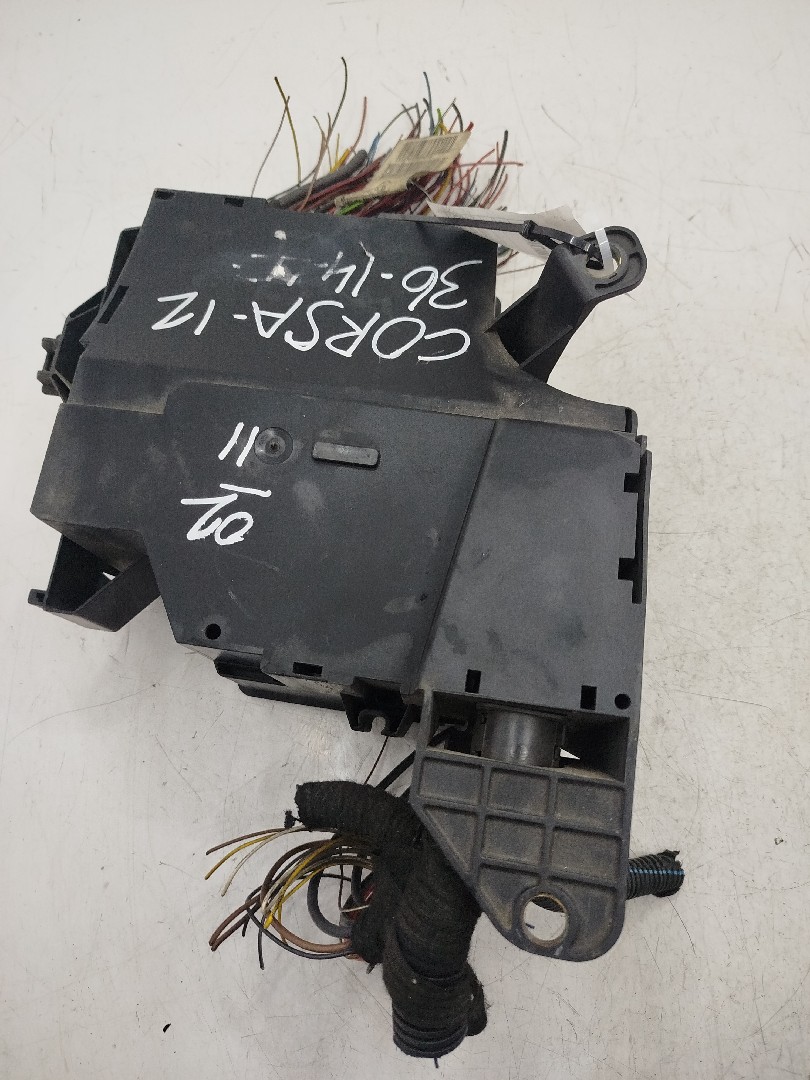 Caixa dos Fusíveis OPEL CORSA C (X01) | 00 - 09 Imagem-2