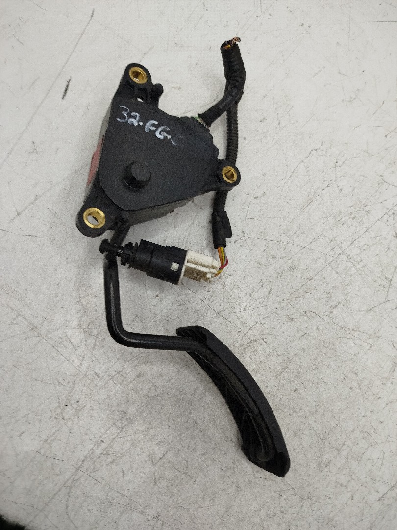 PEDAL ACELERADOR  RENAULT CLIO Grandtour  de 2008 a 0