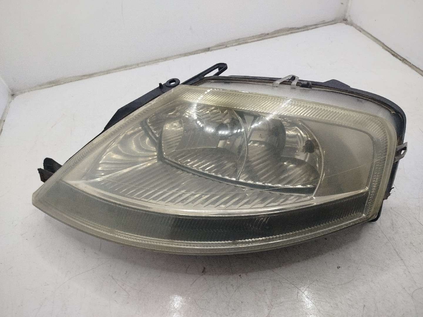 Farol/ Otica Dianteiro ESQ CITROEN C3 I  de  a 
