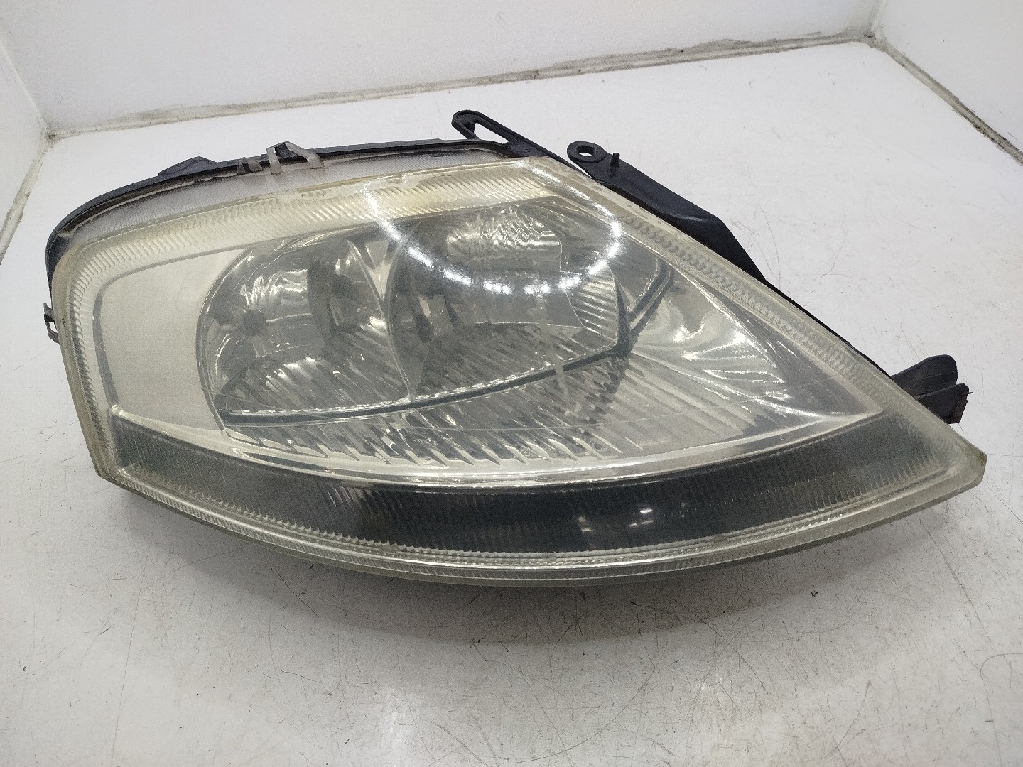 Farol/ Otica Dianteiro DTO CITROEN C3 I  de  a 
