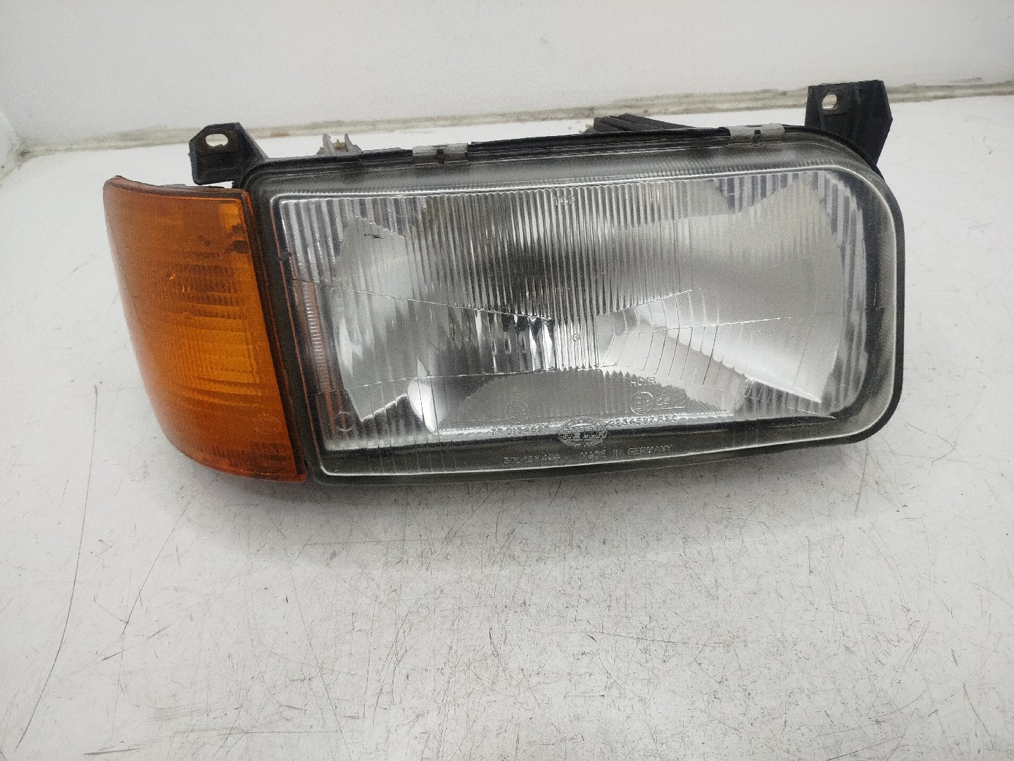 Farol/ Otica Dianteiro DTO VOLKSWAGEN PASSAT  de 1988 a 1997
