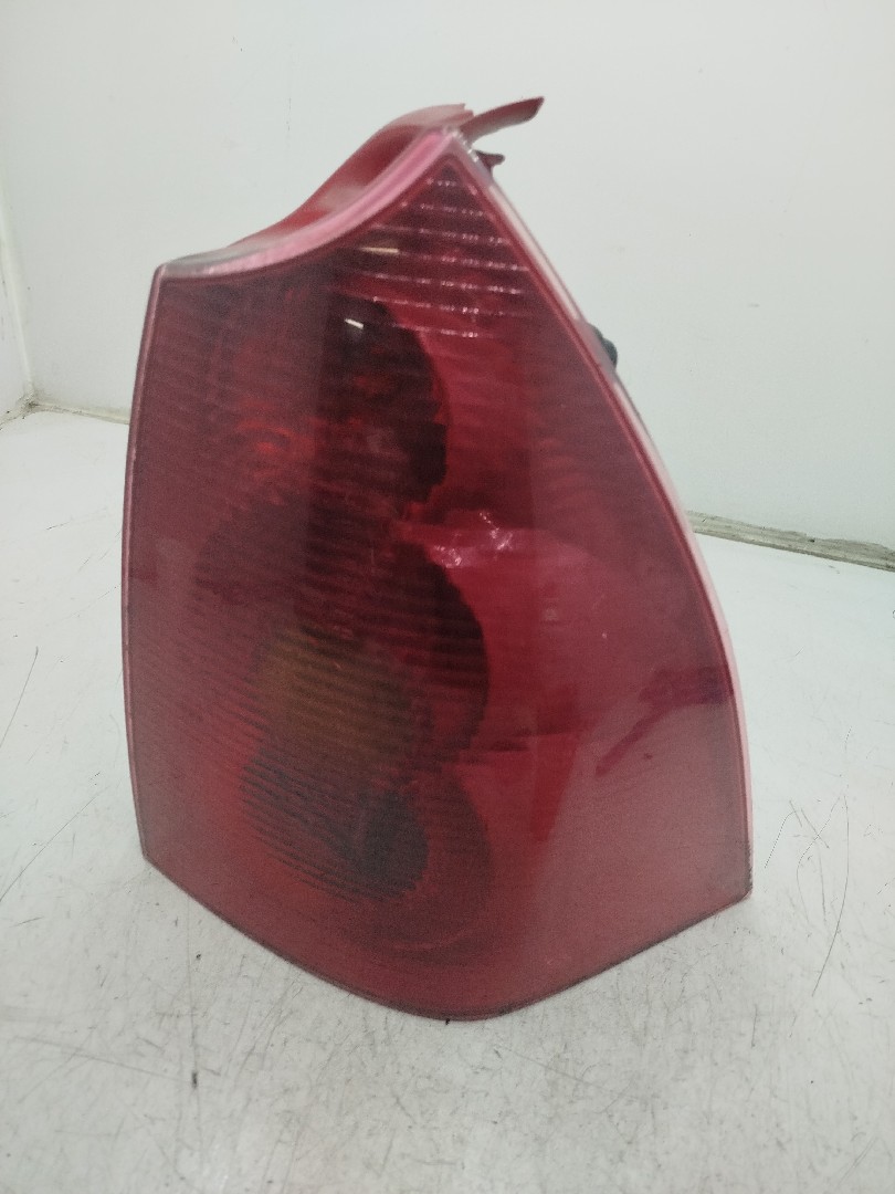Farolim Stop Dto PEUGEOT 307 SW  de 2002 a 2009