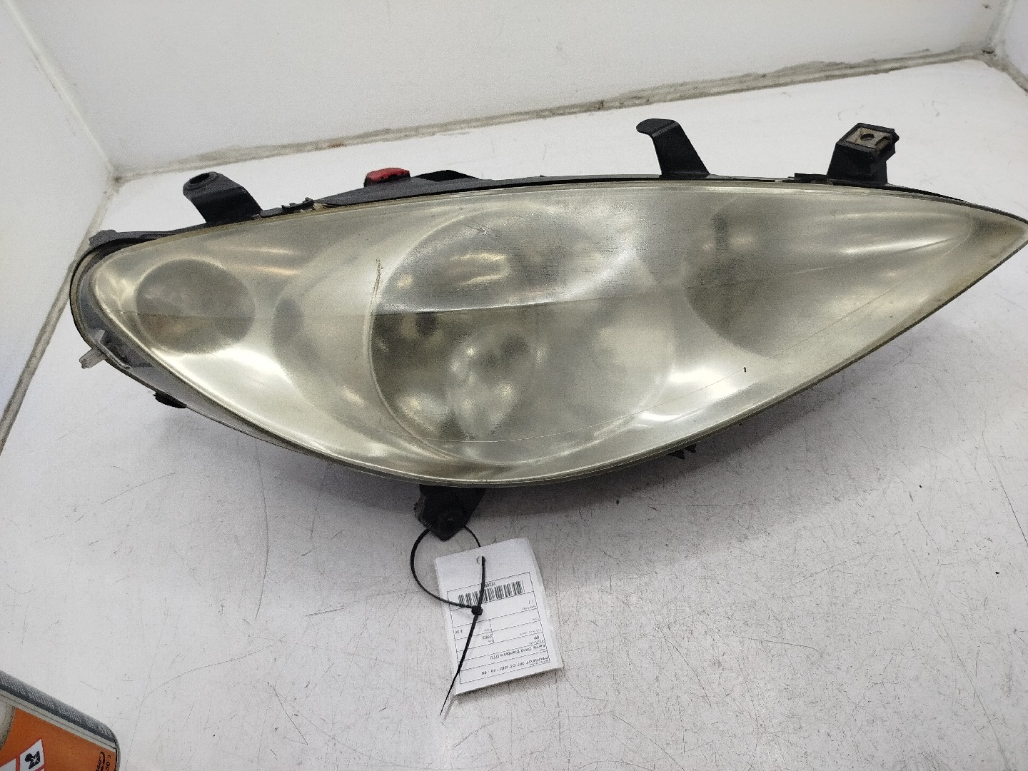 Farol/ Otica Dianteiro DTO PEUGEOT 307 SW  de 2002 a 2009