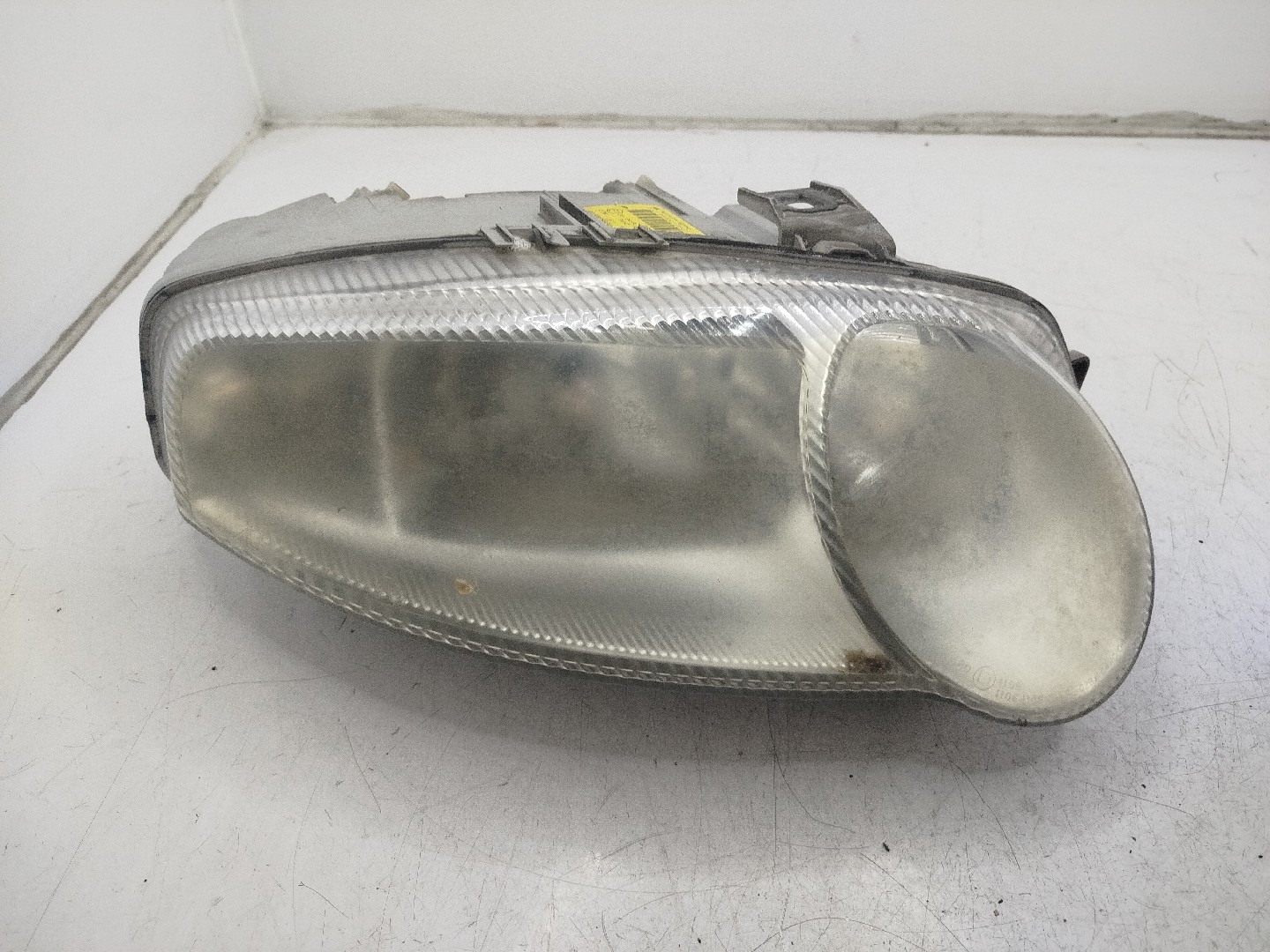Farol/ Otica Dianteiro DTO ALFA ROMEO 147  de 2000 a 2010