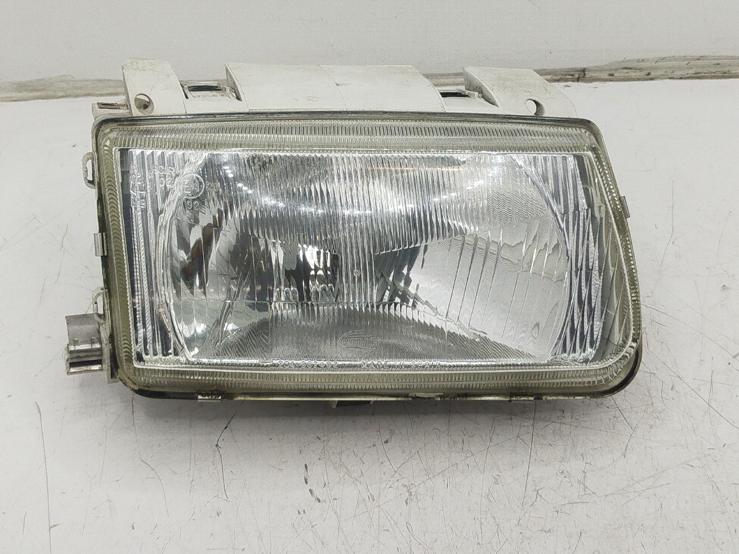 Farol/ Otica Dianteiro DTO VOLKSWAGEN Polo  de  a