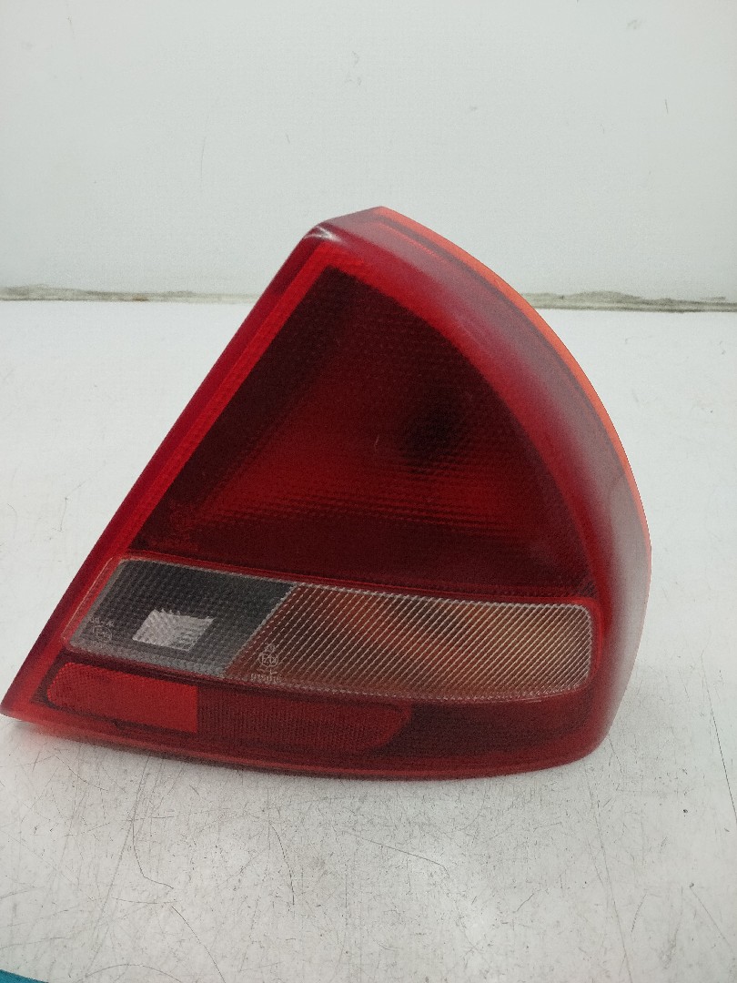 Farolim Stop Dto MITSUBISHI LANCER VI  de 1995 a 2003