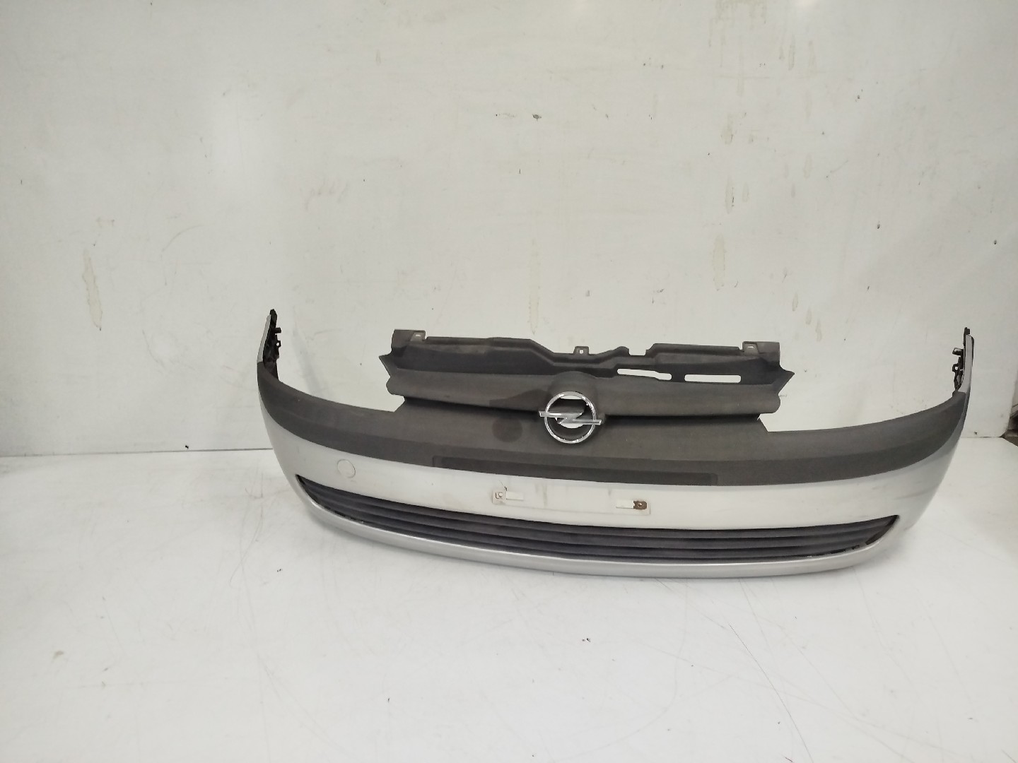 Para Choques FT OPEL CORSA C  de 2000 a 2009